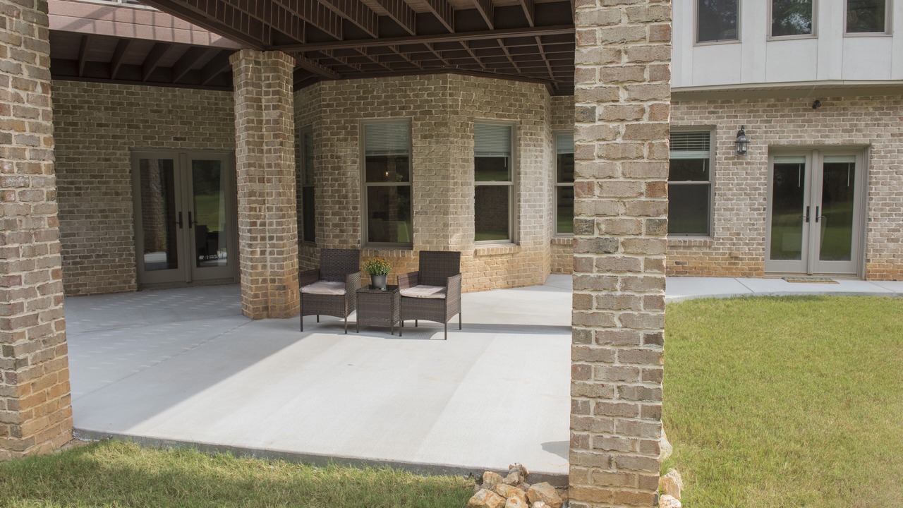 Photo of Patio Balcony in Adairsville