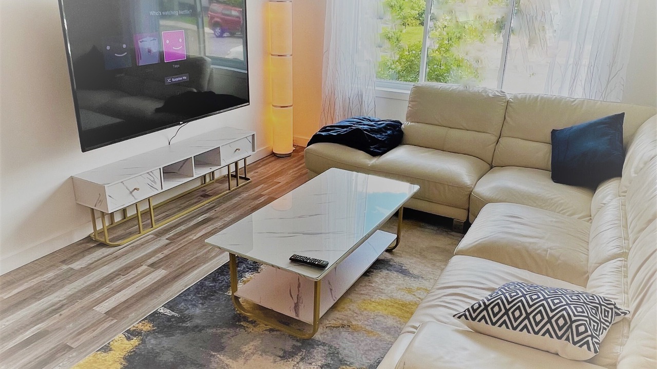 Photo of Livingroom in LaSalle