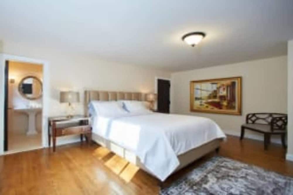 Photo of Bedroom in Remsenburg
