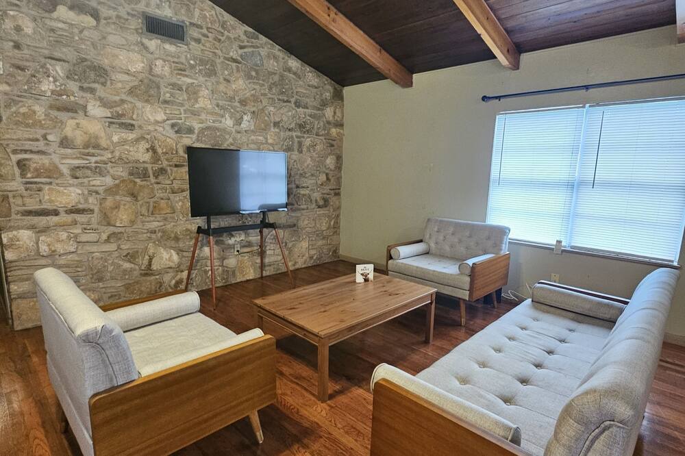 Photo of Bedroom in Copperas Cove