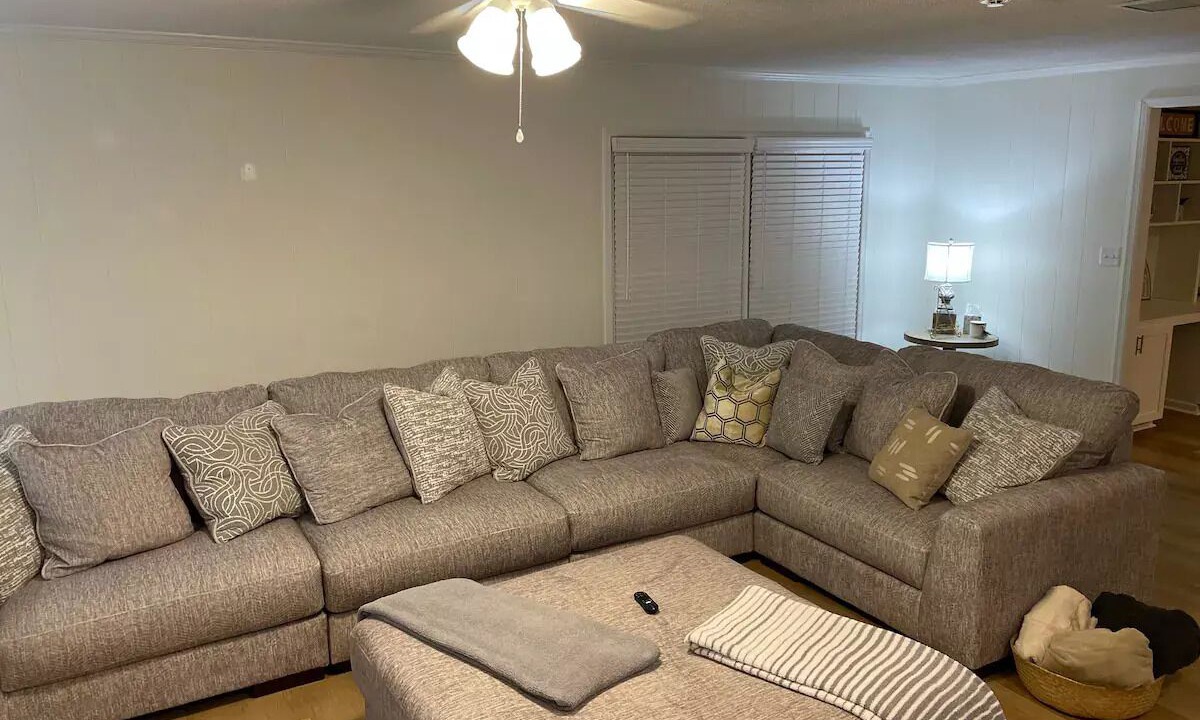 Photo of Livingroom in Valdosta