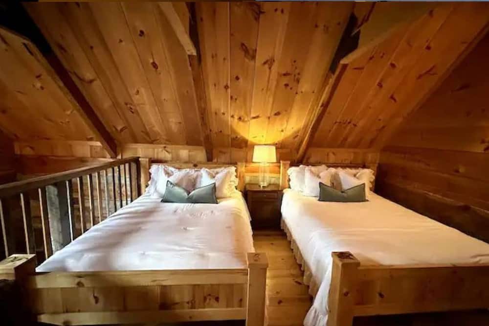 Photo of Bedroom in West Point