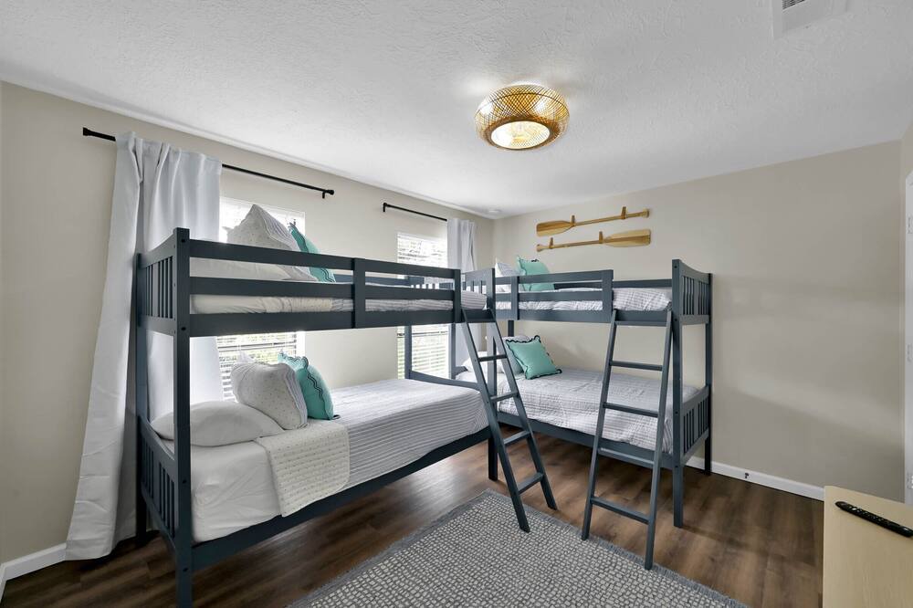Photo of Bedroom in Montgomery
