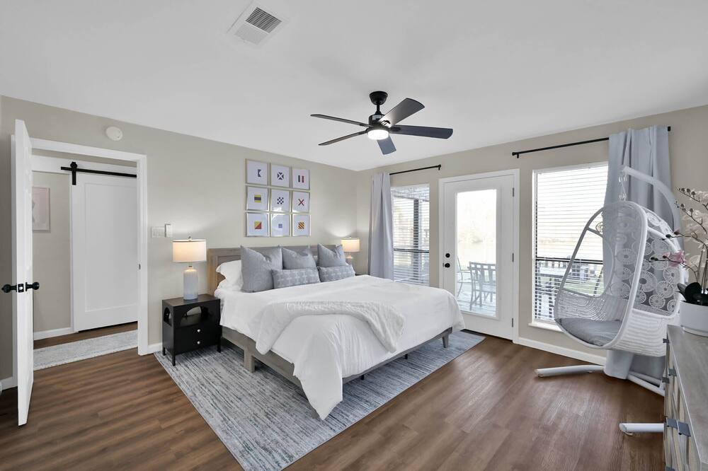 Photo of Bedroom in Montgomery
