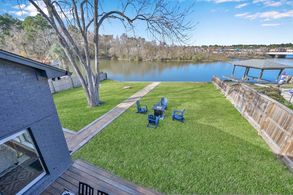 Photo of Outdoor in Montgomery