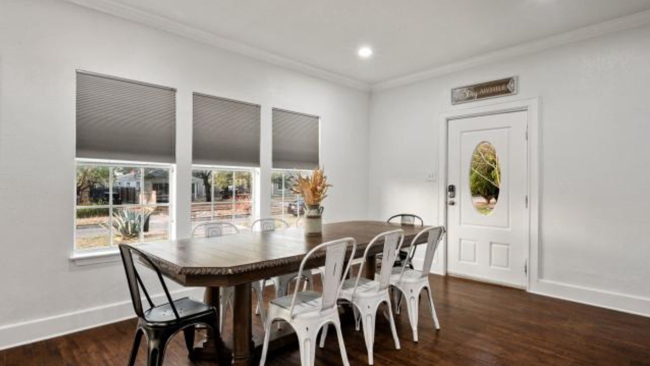 Photo of Bedroom in Highland Park