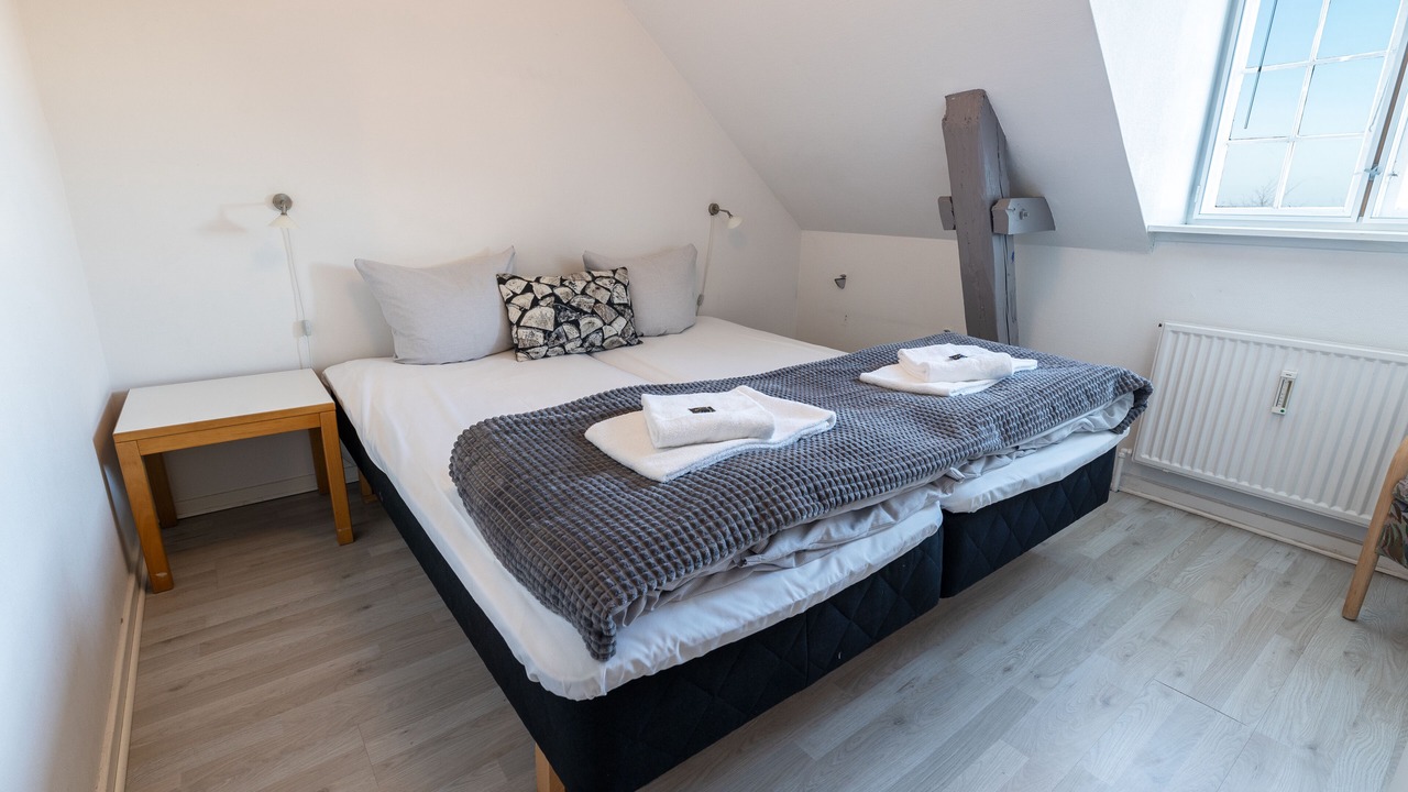 Photo of Others in Ronne