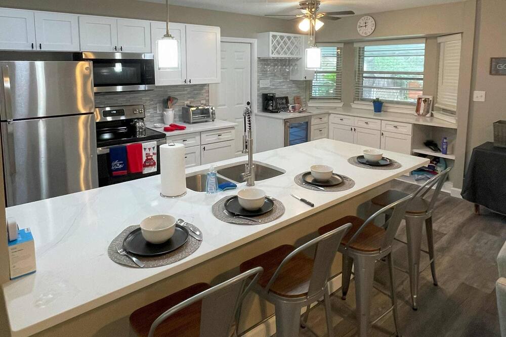 Photo of Kitchen in Universal City