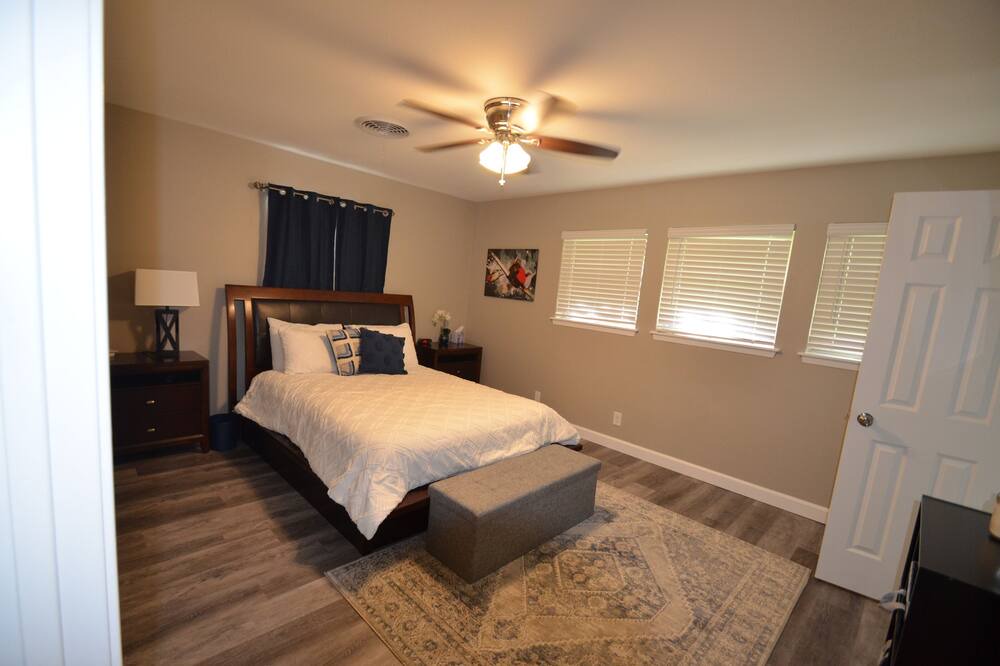 Photo of Bedroom in Universal City