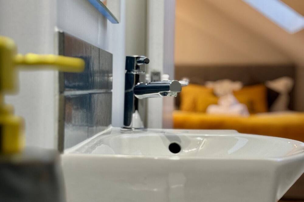 Photo of Bathroom in Faversham