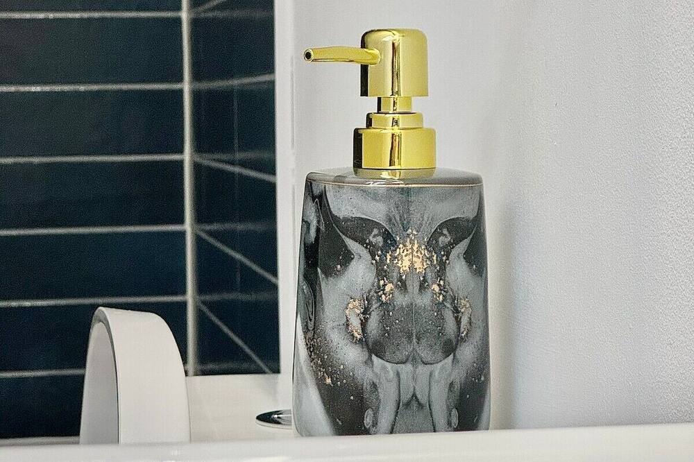 Photo of Bathroom in Faversham