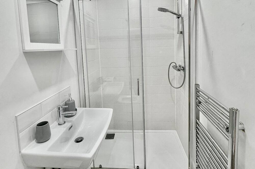 Photo of Bathroom in Faversham