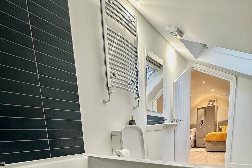 Photo of Bathroom in Faversham