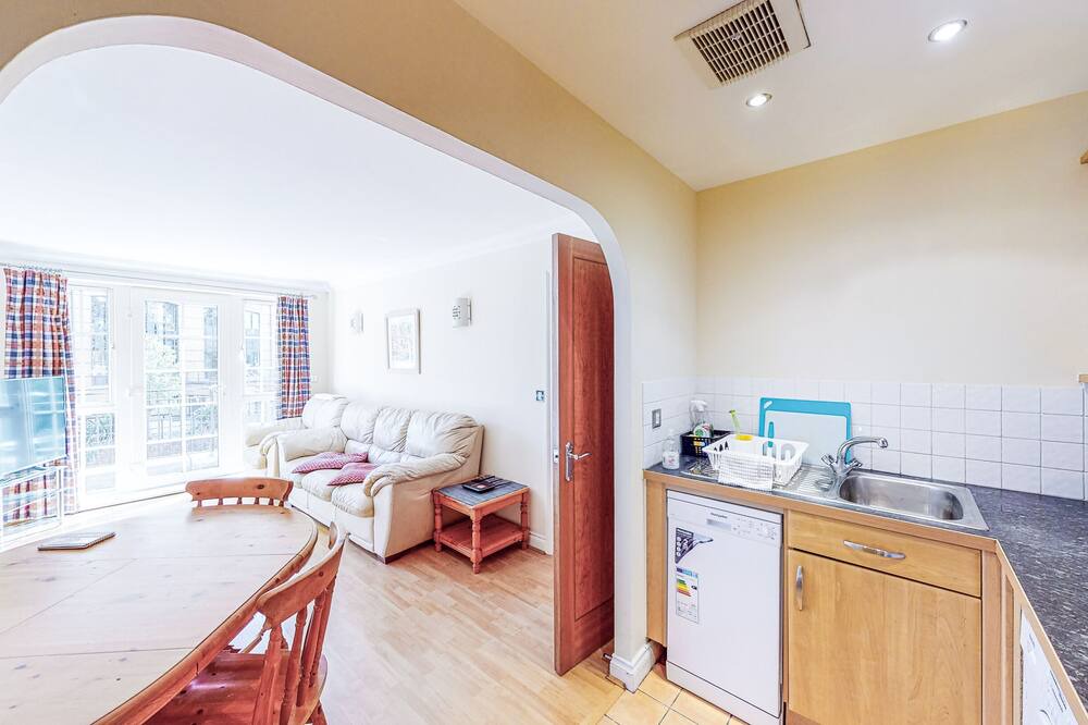 Photo of Bedroom in Reading City Centre