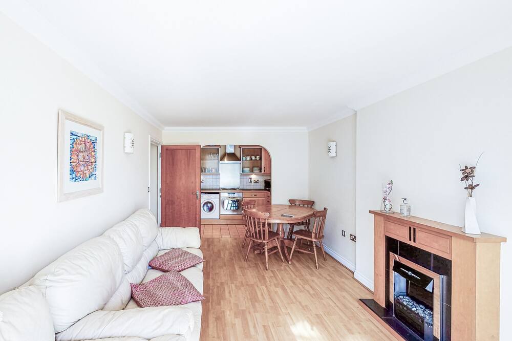 Photo of Bedroom in Reading City Centre