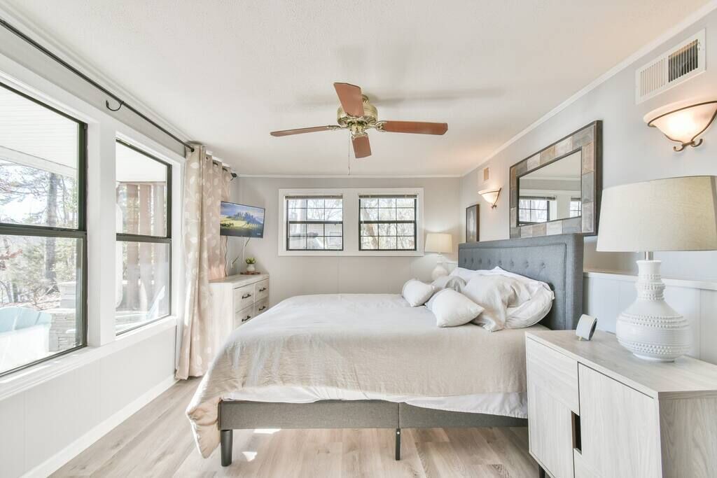 Photo of Others in Flowery Branch