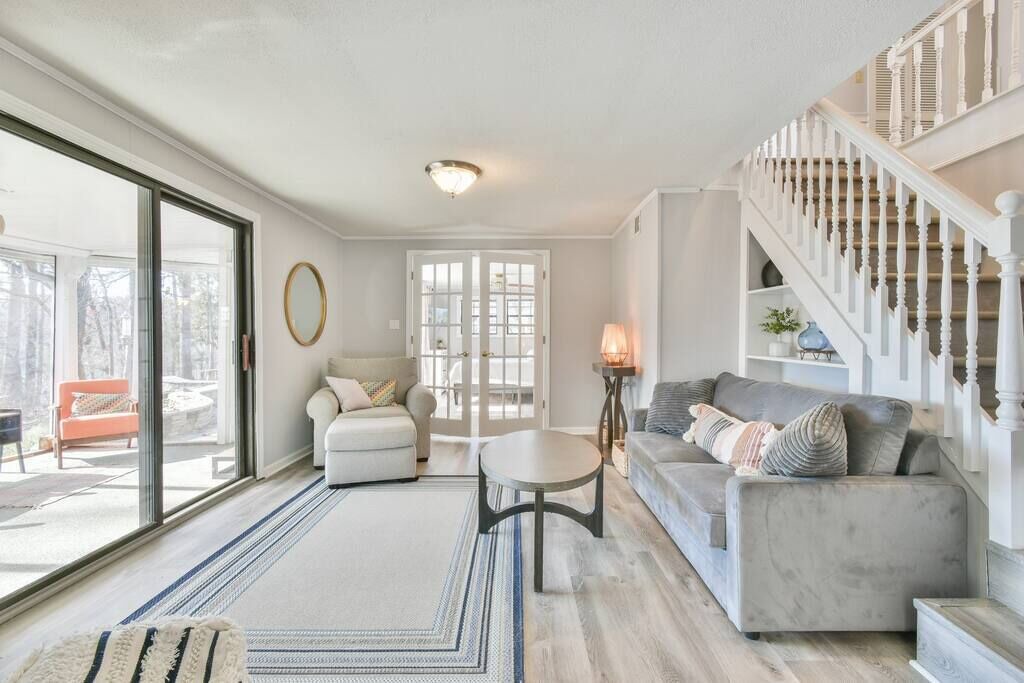 Photo of Others in Flowery Branch