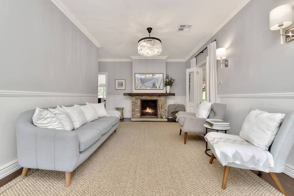 Photo of Livingroom in Cessnock City Council