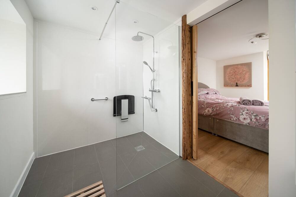 Photo of Others in Stoke Rivers