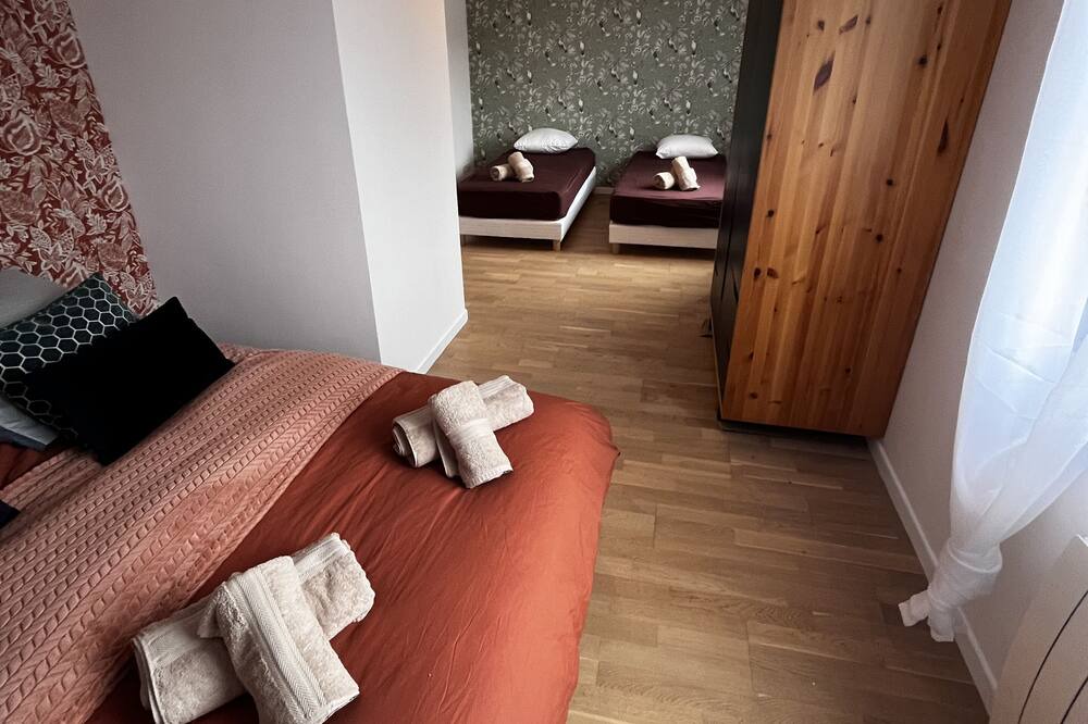 Photo of Bedroom in Miroir - Batignolles