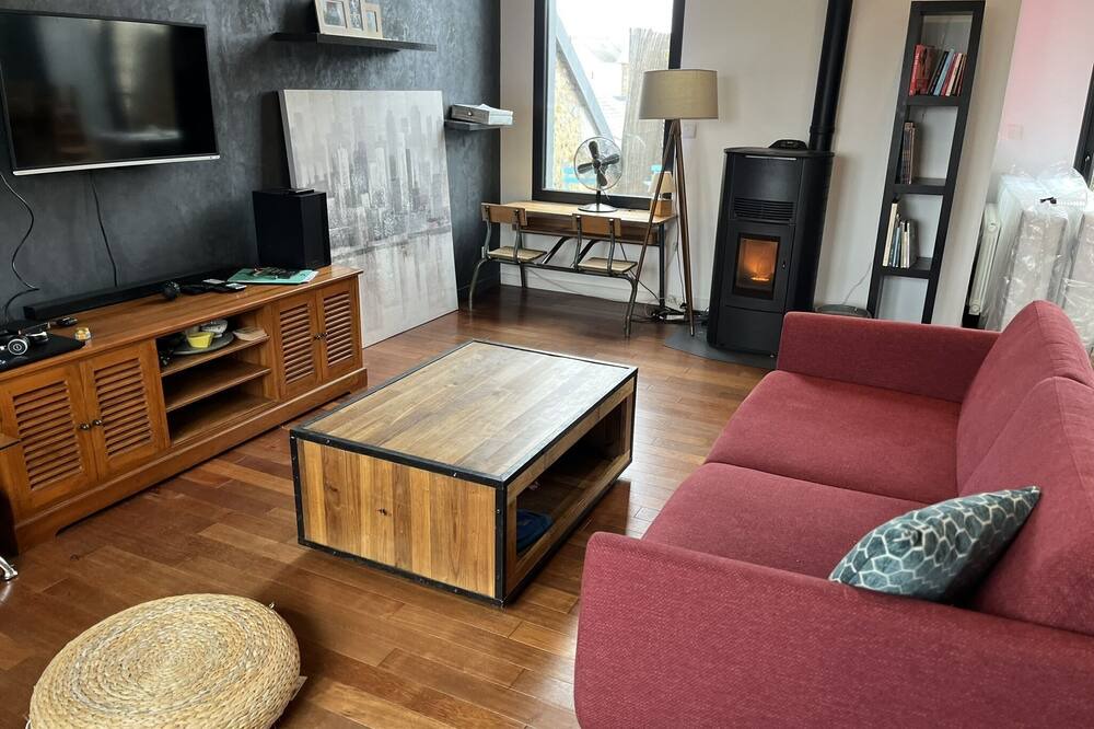 Photo of Livingroom in Miroir - Batignolles