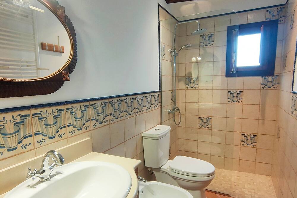 Photo of Bathroom in Tordera