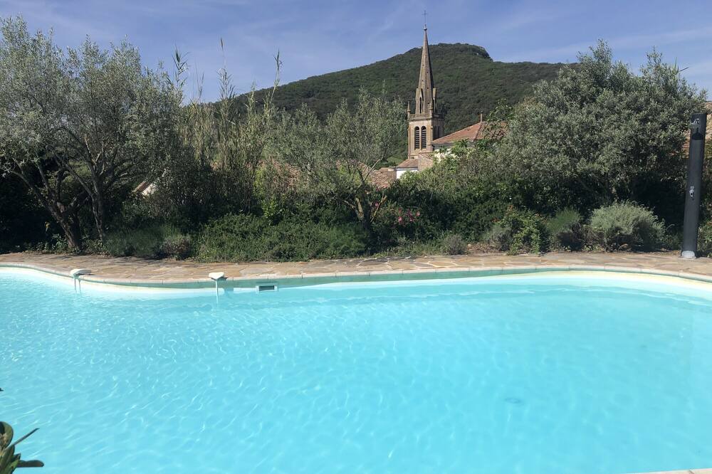 Photo of Outdoor in Saint-Sauveur-de-Cruzieres
