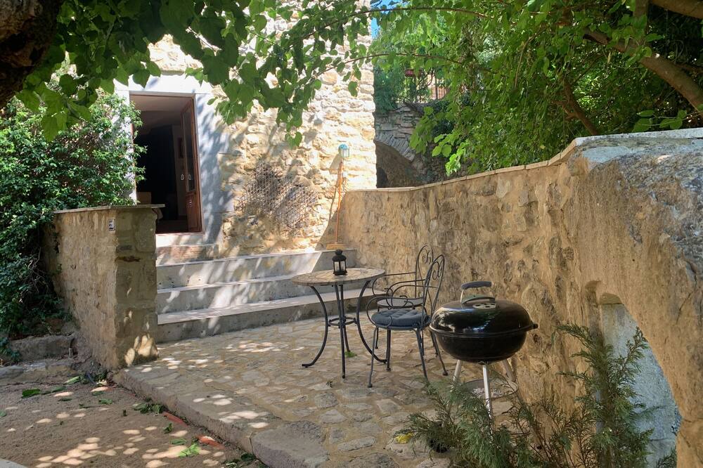 Photo of Outdoor in Saint-Sauveur-de-Cruzieres