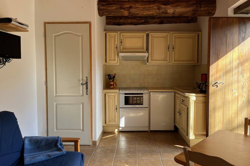 Photo of Kitchen in Saint-Sauveur-de-Cruzieres