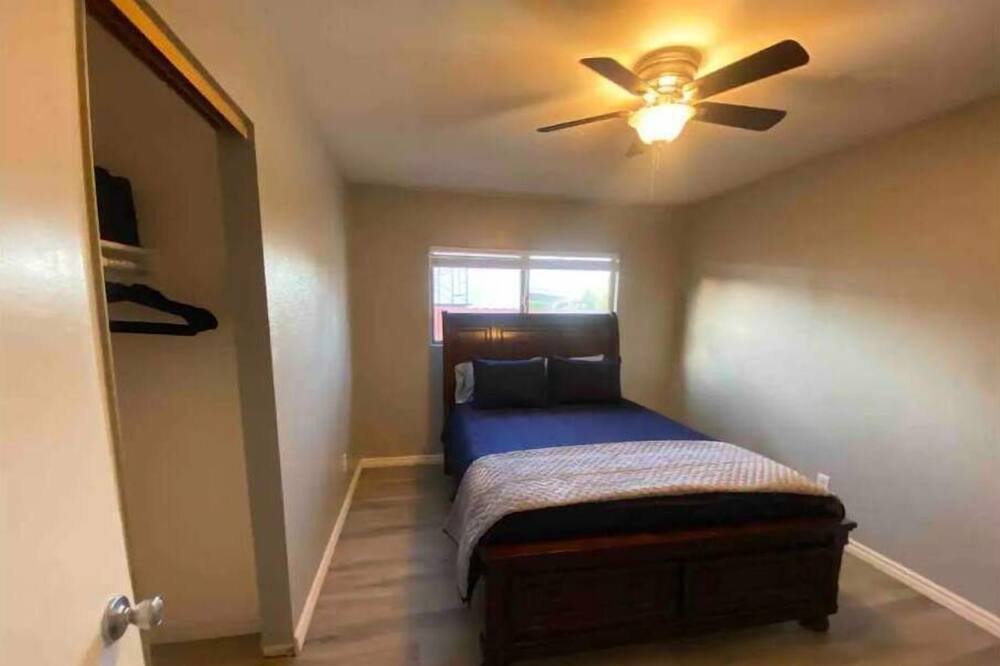 Photo of Bedroom in Manteca
