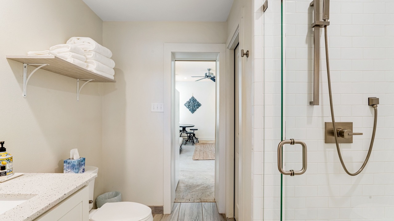 Photo of Bathroom in Arp