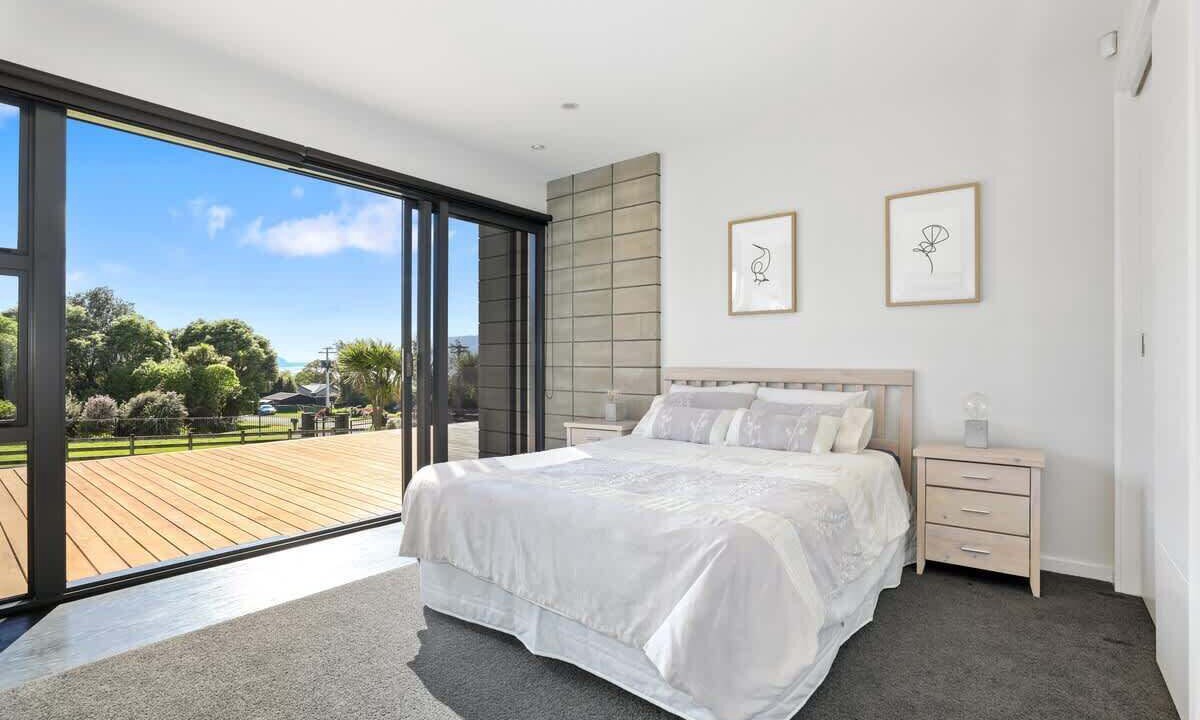 Photo of Others in Lake Tarawera