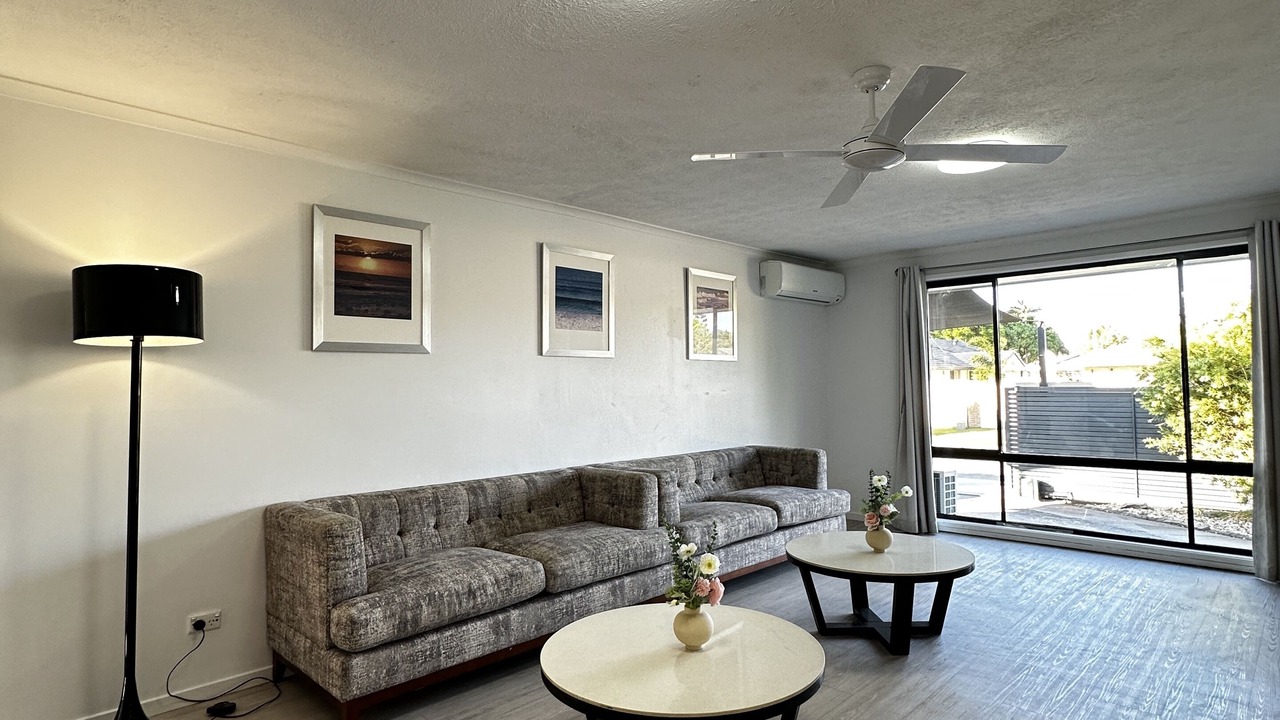 Photo of Others in Broadbeach Waters