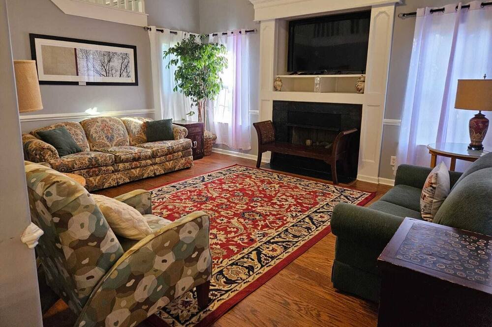 Photo of Livingroom in Olive Branch