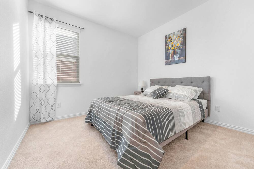 Photo of Bedroom in Fate