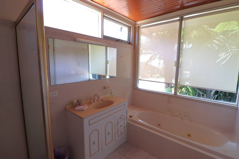 Photo of Bathroom in Mallacoota