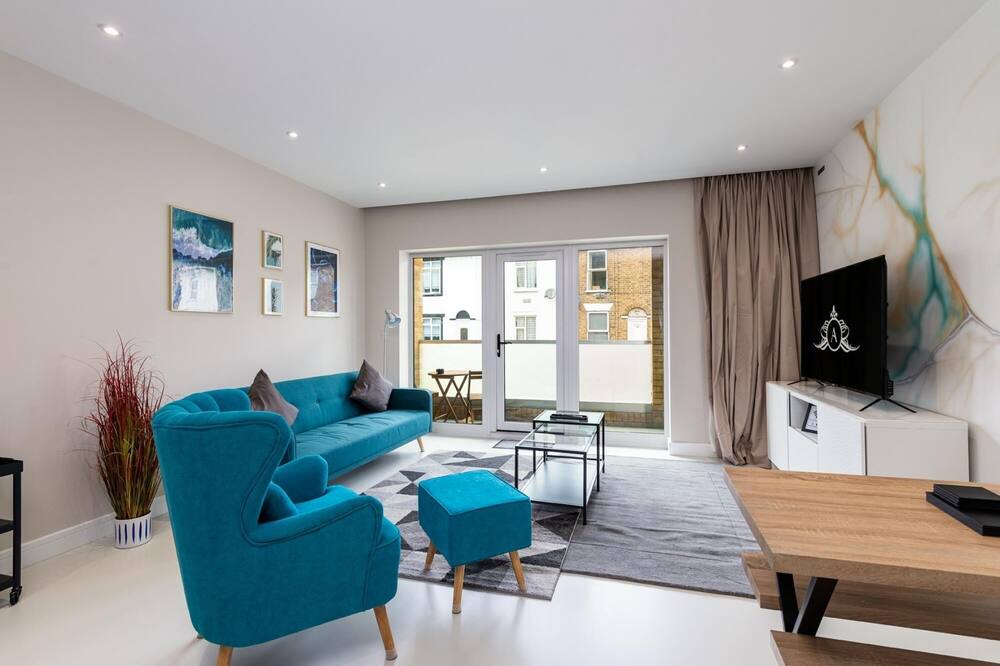 Photo of Livingroom in Gillingham