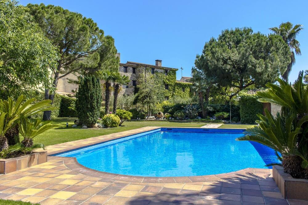 Photo of Outdoor in Santa Oliva