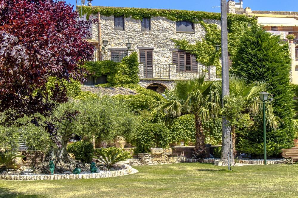 Photo of Outdoor in Santa Oliva