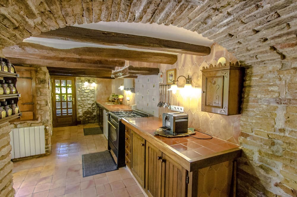 Photo of Kitchen in Santa Oliva
