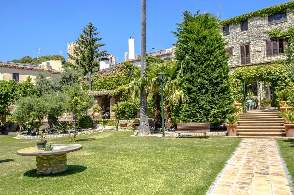 Photo of Outdoor in Santa Oliva