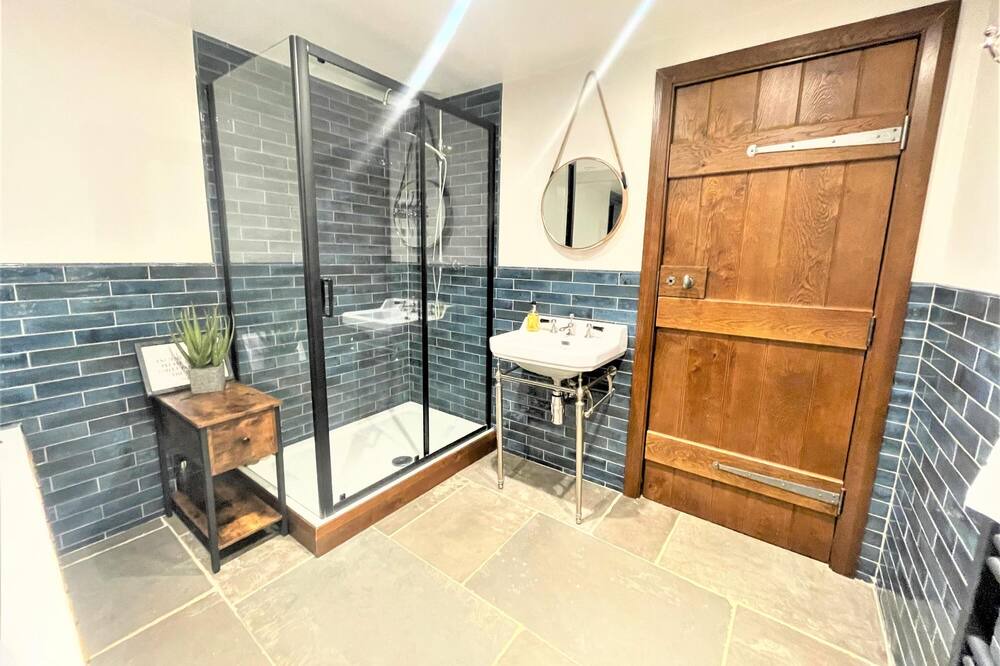 Photo of Bathroom in Fremington