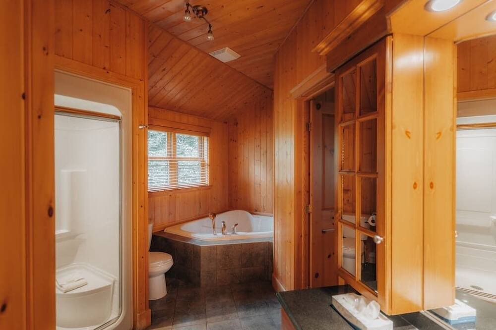Photo of Others in Fiddler Lake Resort