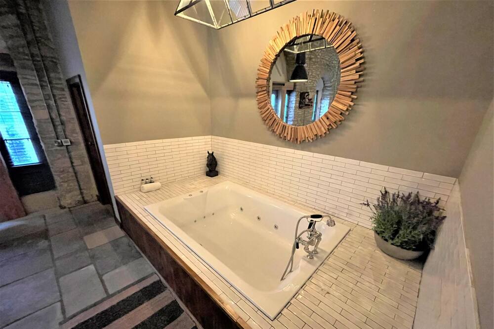 Photo of Bathroom in Fremington