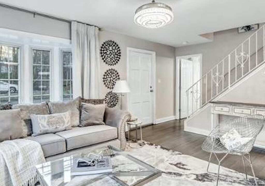 Photo of Livingroom in West Haven