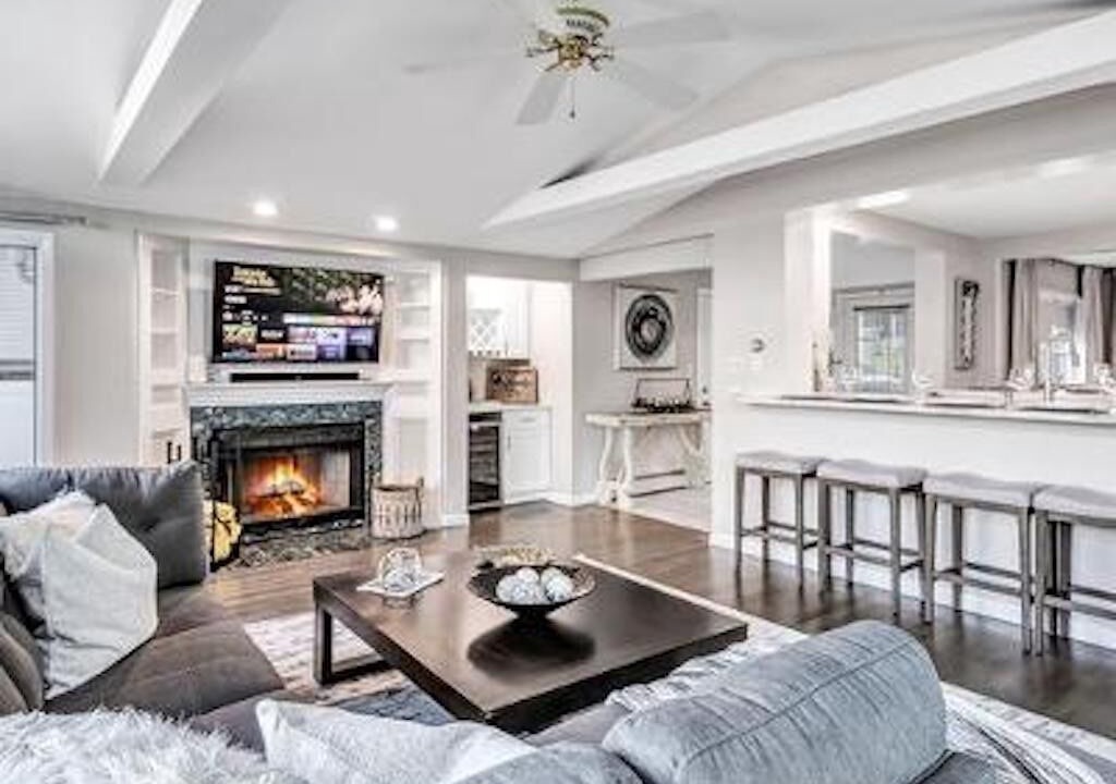 Photo of Livingroom in West Haven