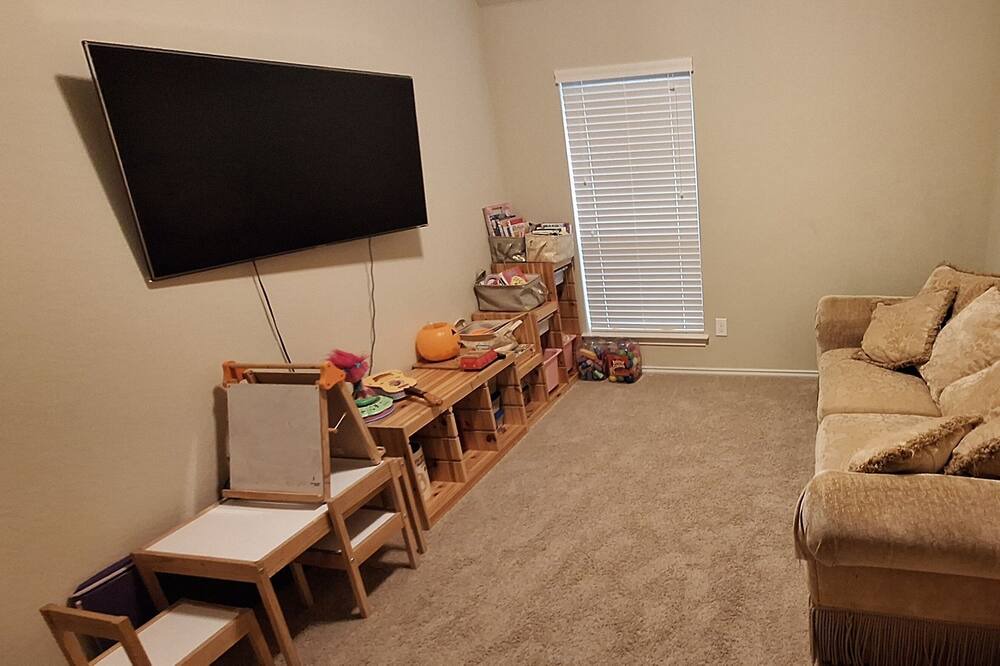 Photo of Livingroom in Fulshear