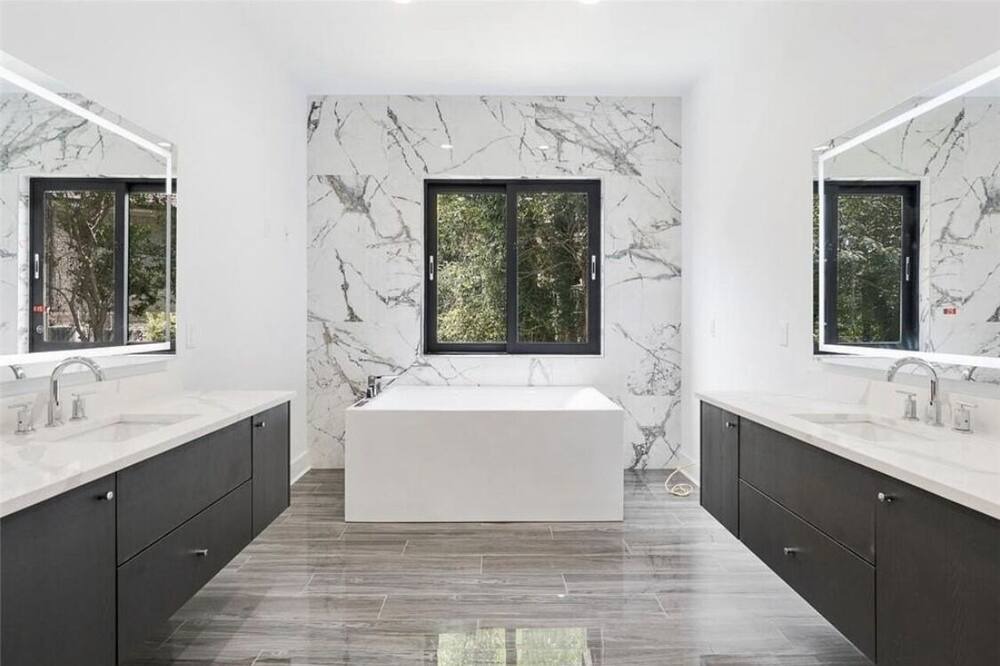 Photo of Bathroom in Sandy Springs