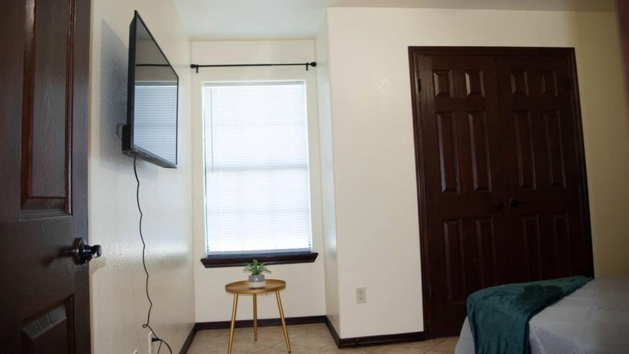 Photo of Others in Edinburg