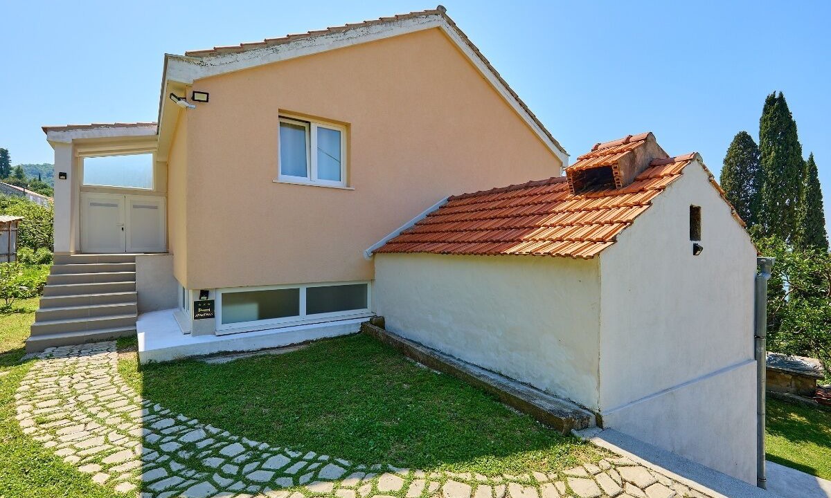 Photo of Outdoor in Trsteno